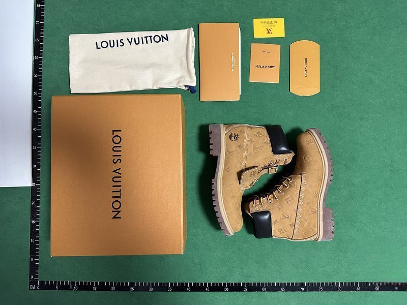 Timberland Classic 6-Inch Premium Boots